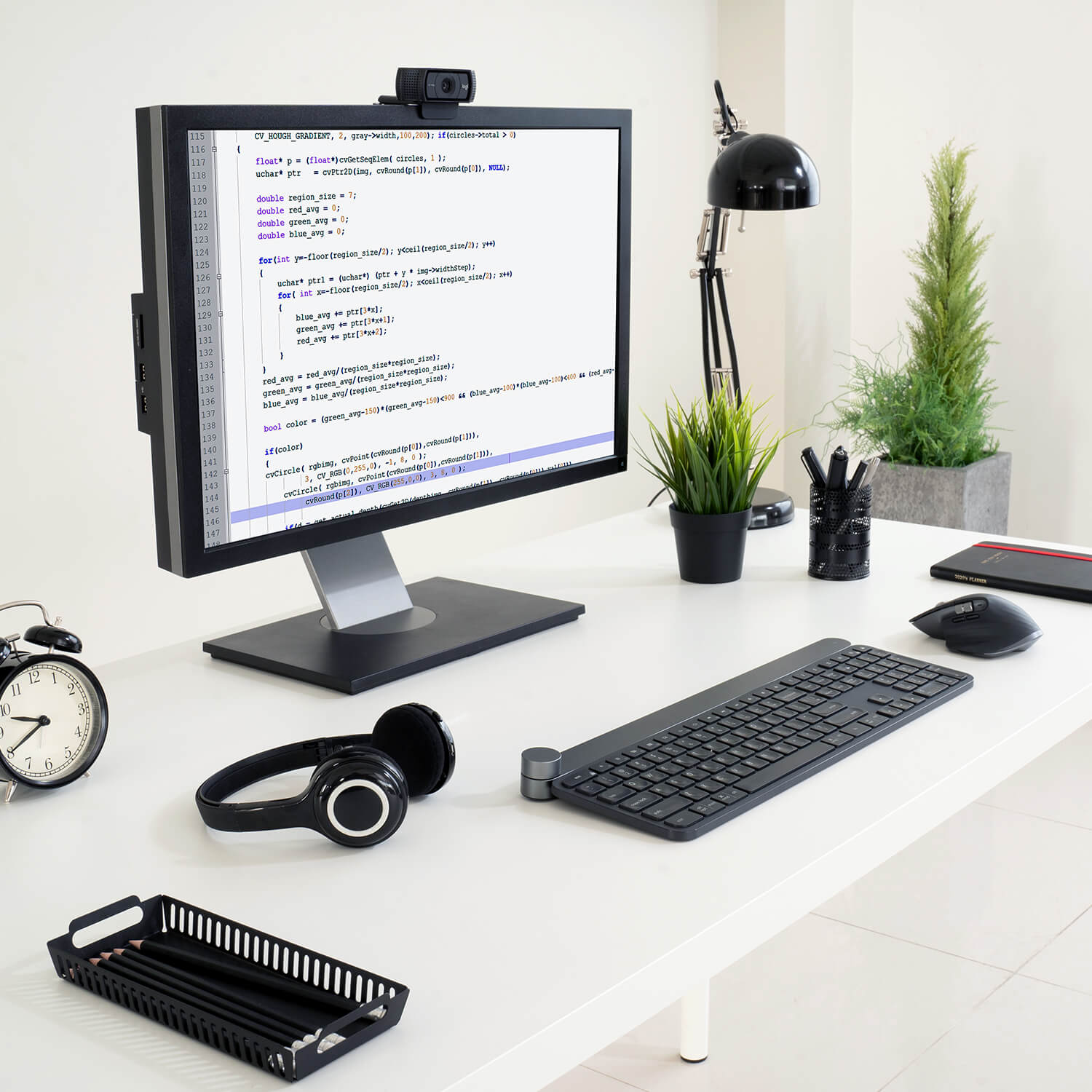 Logitech_work-at-home