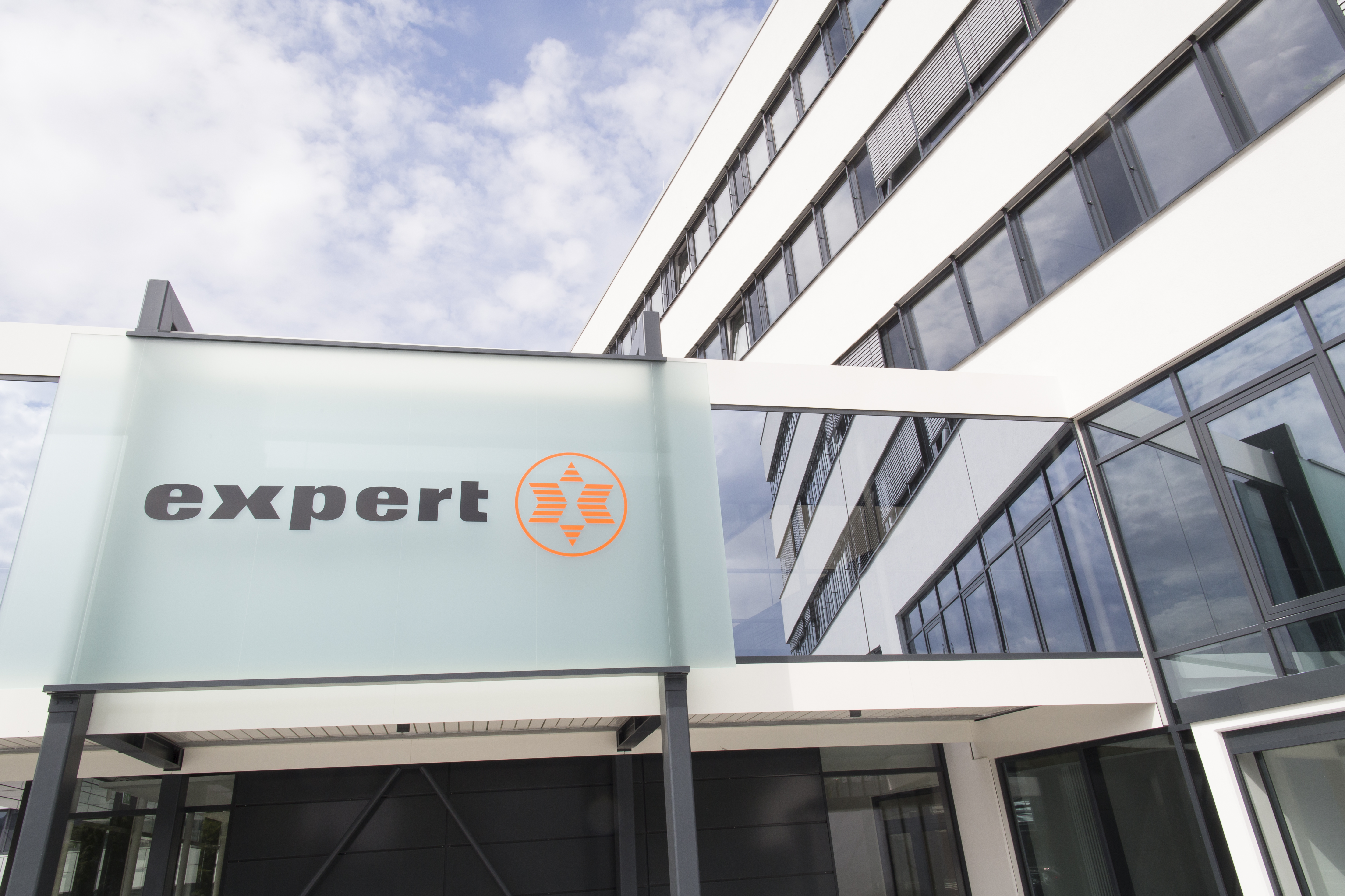 expert_expert-Zentrale2