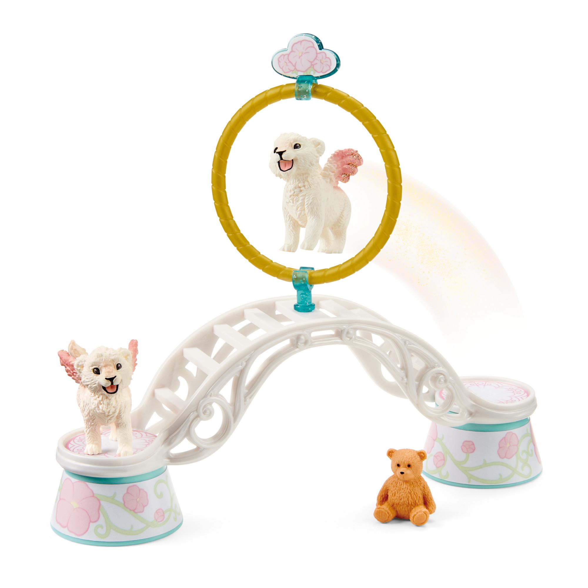 Training fuer gefluegelte Babyloewen Spielfiguren-Set