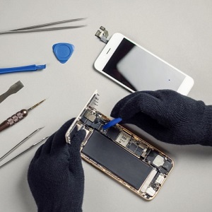 Ab 69,90€ reparieren wir es! Rückseite vom Smartphone defekt?