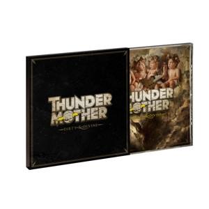CD Thundermother - Dirty & Divine (Jewel Case im Schuber)