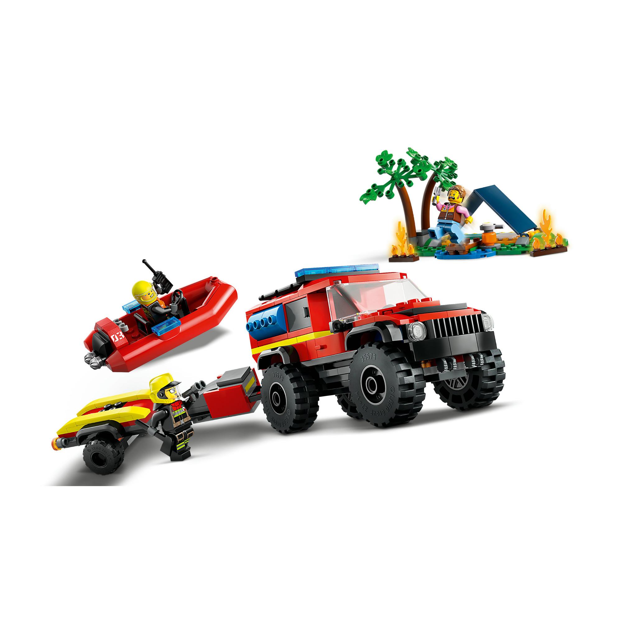 Feuerwehrgelaendewagen mit Rettungsboot