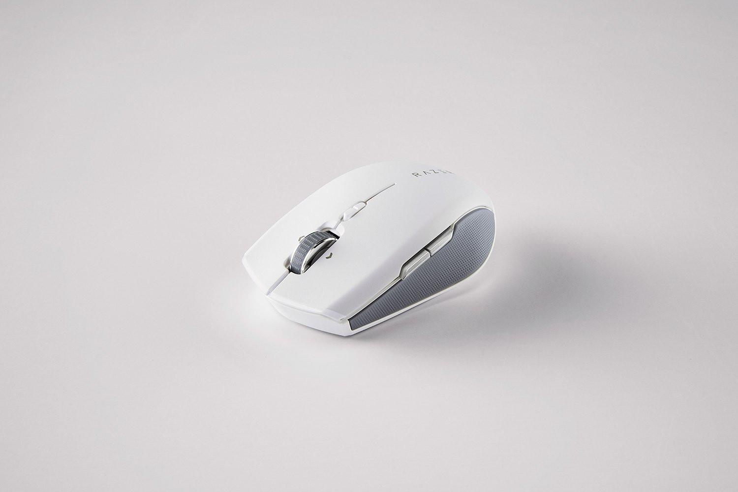 Razer Pro Click Mini weiß Gaming-Maus