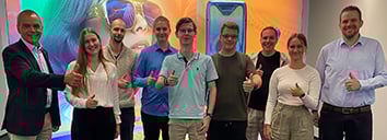 Ausbildungsjahr 2023: Fünf Auszubildende und zwei Dual Studierende starten ihre Karrieren in der expert-Zentrale