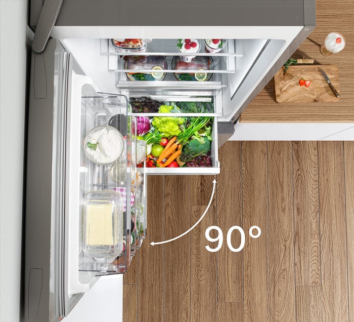 Bosch Kühlschrank mit 90° Türöffnung und gefülltem Gemüsefach