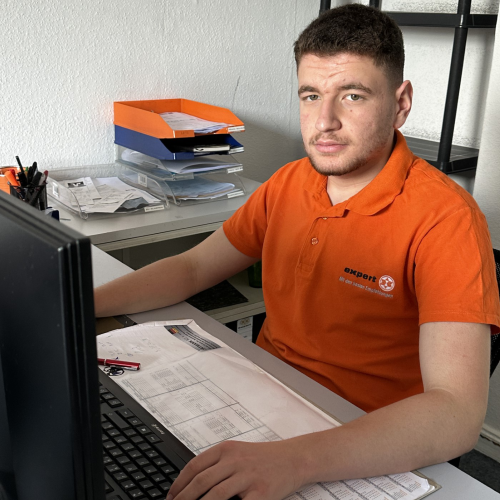 Deine Ausbildung als usbildung Kaufmann -/frau für Büromanagement bei expert Döring