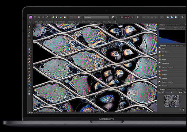 MacBook Pro 13 M2 - Display