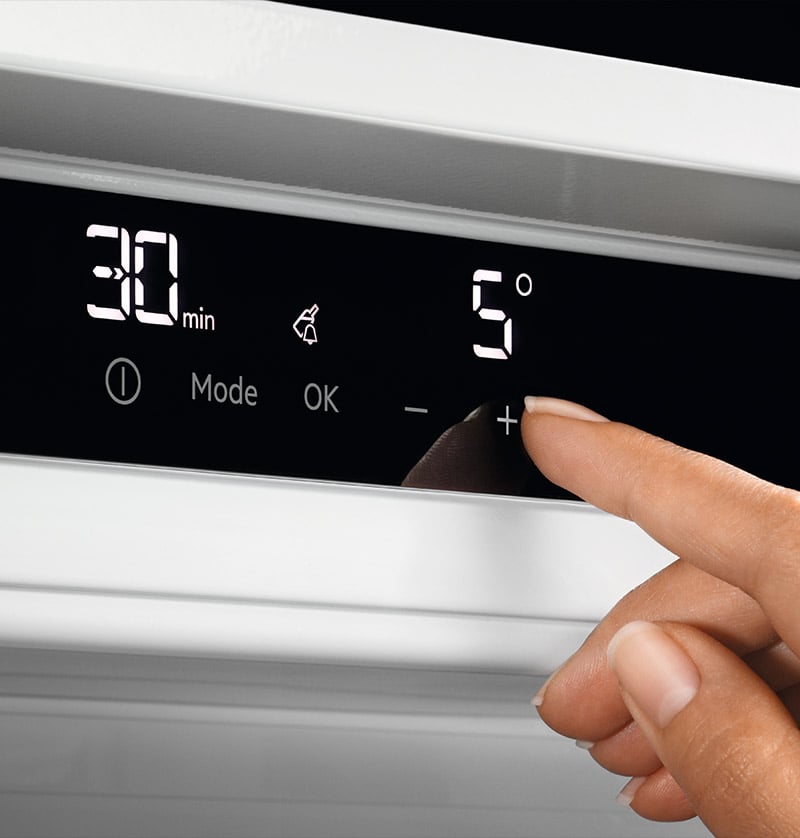 LCD-DISPLAY MIT TOUCH  CONTROL