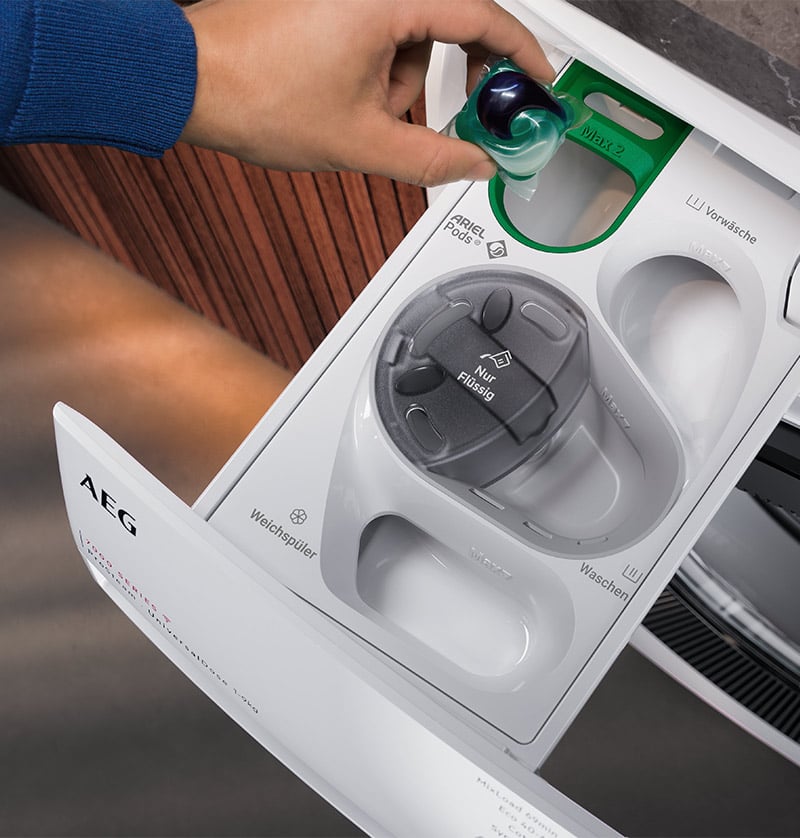DIE INNOVATIVE WASCHMITTELSCHUBLADE FÜR ALLE WASCHMITTELARTEN: AEG