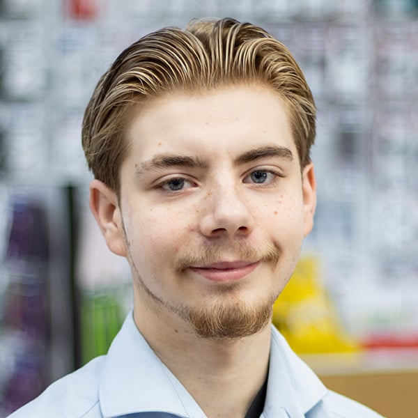 Simon Wolf