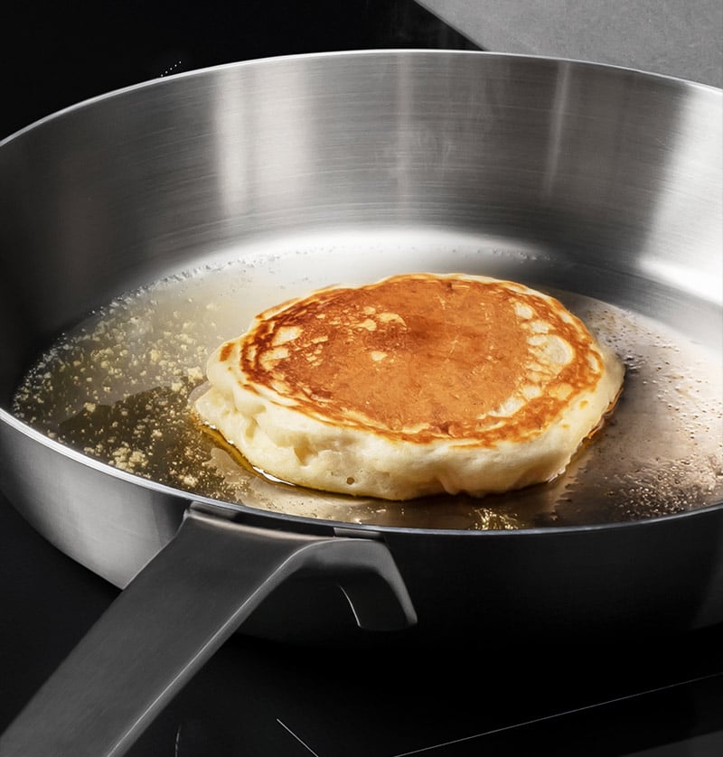 SenseFry®: Hält die genaue Temperatur. Verhindert anbrennen.