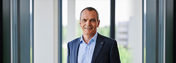 Dr. Stefan Müller wird Präsident des Aufsichtsrats von expert International