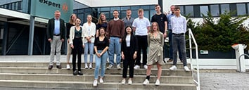 expert heißt im Jubiläumsjahr zwölf neue Auszubildende und Dual Studierende willkommen