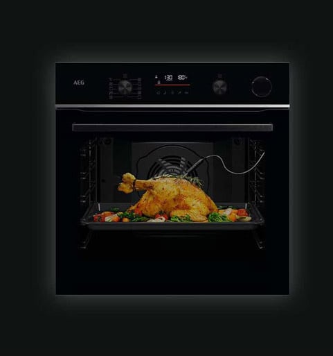 AEG_Header_Dampfbackofen_bild3