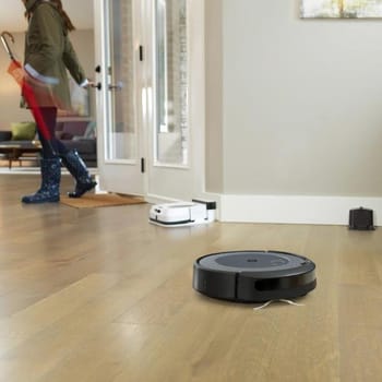 Roomba i3 Saugroboter