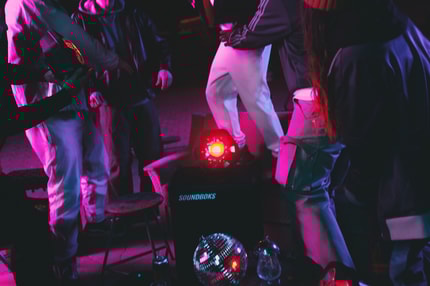 Abbildung Reacts to your music