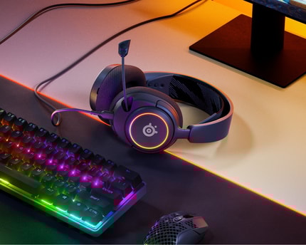 Abbildung Mit mehreren Plattformen kompatibles, kabelgebundenes Premium-Gaming-Headset mit RGB-Beleuchtung