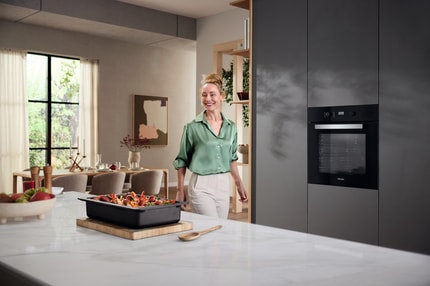 Abbildung Im modernen Design mit Timer und PerfectClean zum günstigen Einstiegspreis.