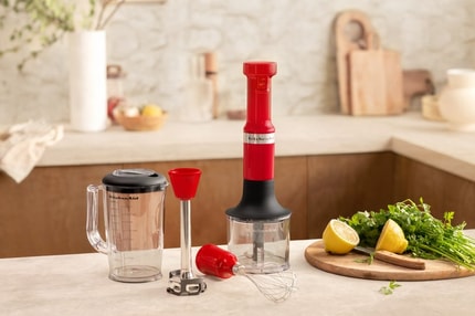 Abbildung Kabelgebundener Stabmixer, kompakt und leicht