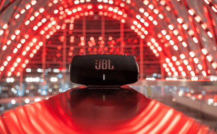Abbildung Mächtiger JBL Pro Sound der nächsten Stufe