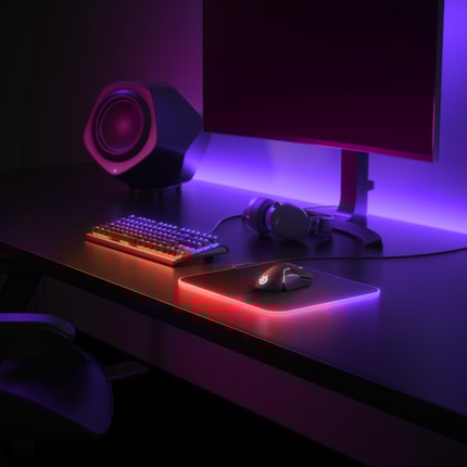 Abbildung Mauspad aus mikrogewebtem Stoff mit Gaming-Beleuchtung