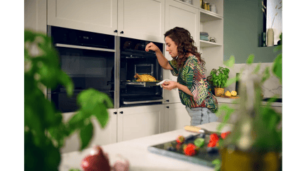 Abbildung Die einzige voll versenkbare Backofentür.