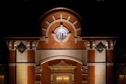 Abbildung VC-Bildstabilisierung für scharfe, detailreiche Ultra-Teleaufnahmen aus der freien Hand