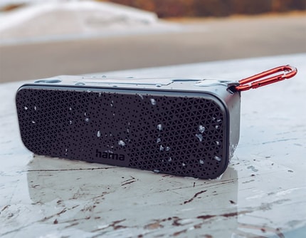 Abbildung Robuste und spritzwassergeschützte Bluetooth-Box
