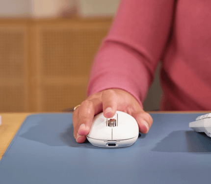 Abbildung Schlanke Funkmaus mit Mehrgeräte-Anschluss und Hyperscroll-Rad für superschnelles Scrollen