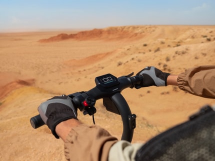 Abbildung Segway ZT3 Pro D: Kraftvoll, stabil und für jedes Terrain geeignet