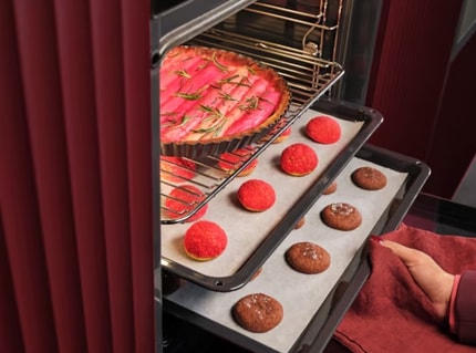 Abbildung Multilevel Cooking dank Ringheizkörper: Selbes Backergebnis auf allen Ebenen