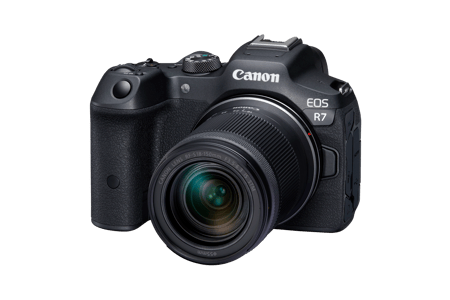 EOS R7 Gehäuse + Objektiv RF-S 18-150mm F3.5-6.3 IS STM Systemkamera