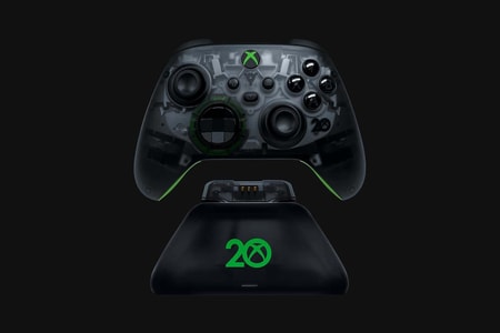 Universal Quick Charging Stand for Xbox - Xbox 20th Anniversary Limited Edition