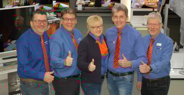 Geschäftsleitung und Marktleiter expert Döring