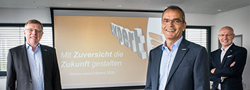 expert blickt mit Zuversicht in die Zukunft