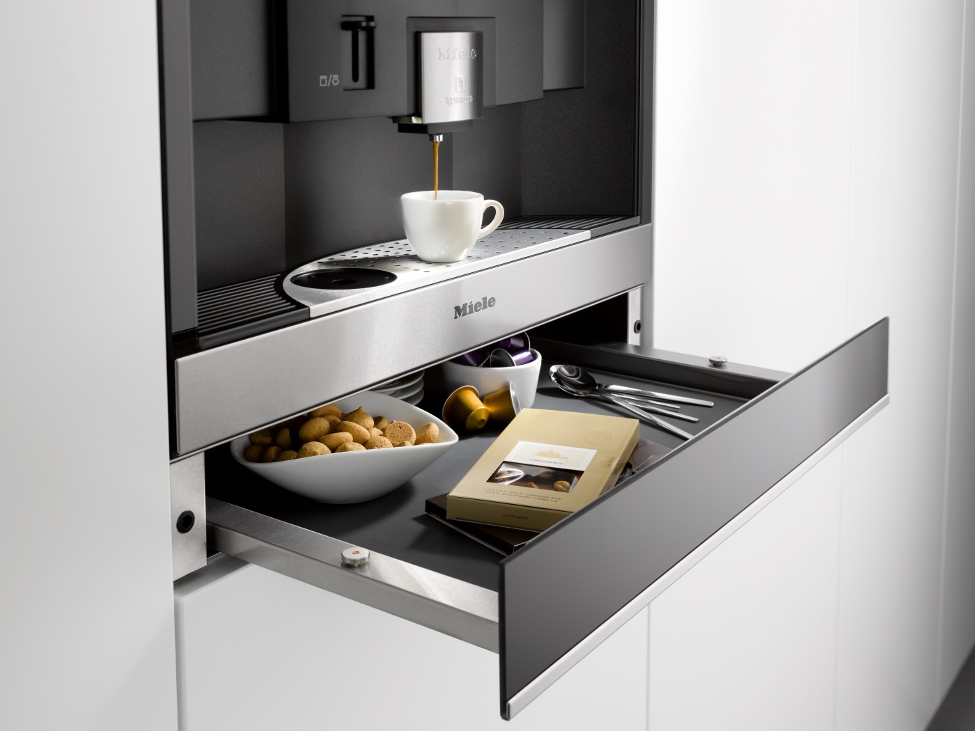 "Einbau-Kaffeevollautomaten mit Nespresso-System"