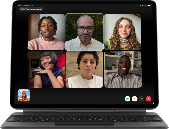 iPad Air, befestigt am Magic Keyboard, Schwarz, Gruppen FaceTime Anruf auf dem Display